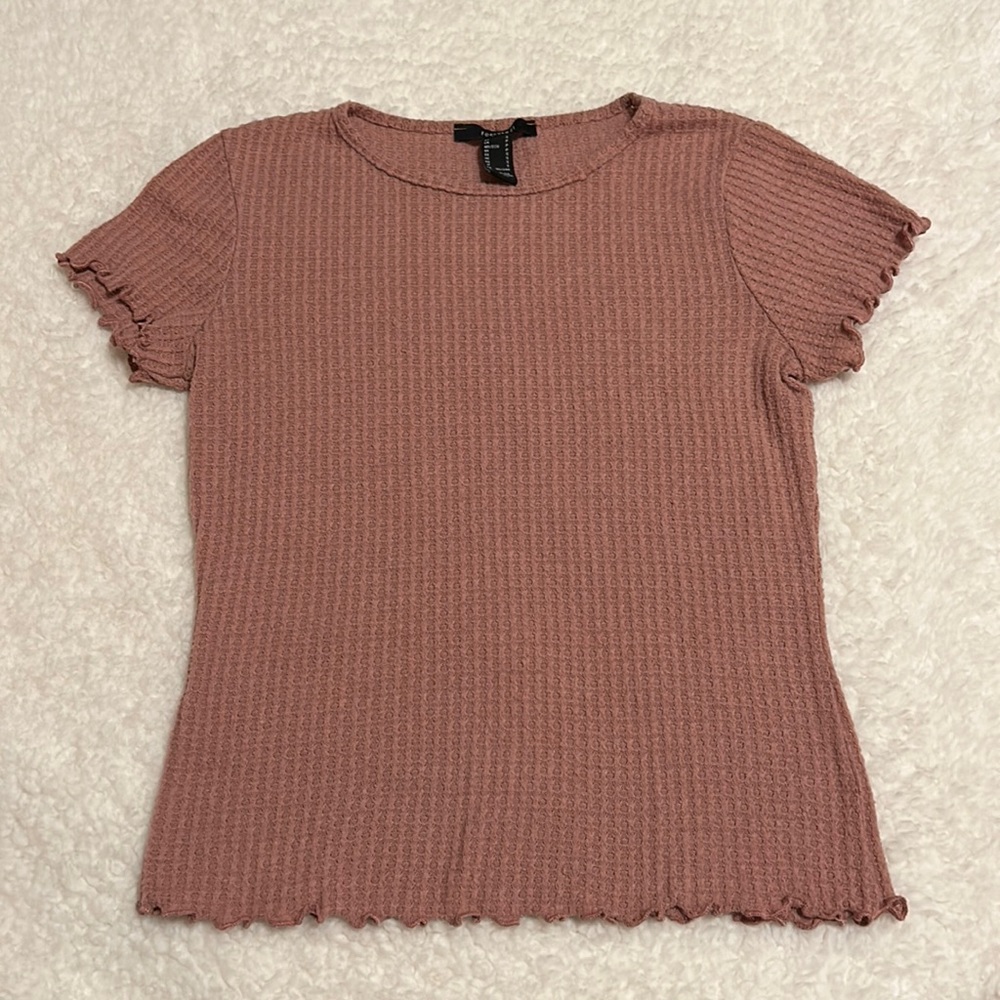 Forever 21 Pink Textured Baby Tee! Size S